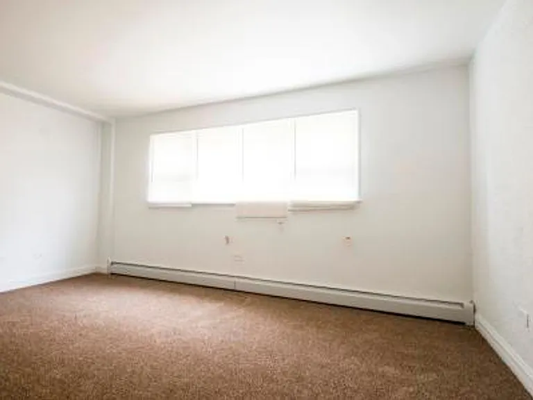 2062 W 135th Pl — Photo 11
