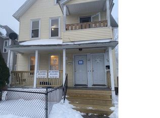 72 Dawes St, Springfield, MA 01109