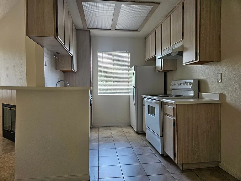 4352 Arizona Street — Photo 9