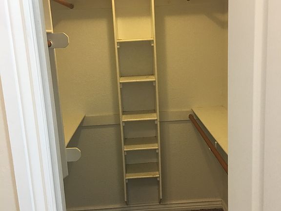 2nd  bedroom closet 