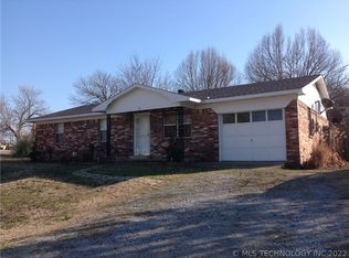 413 E 6th St, Stuart, OK 74570