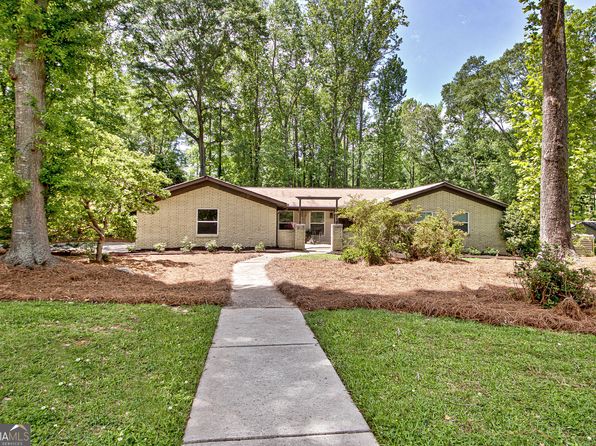 213 Oakmount Dr