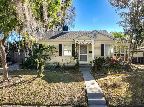 2107 University Dr, Orlando, FL 32804