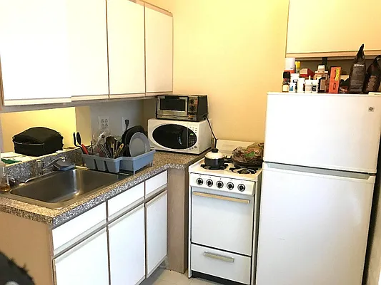 Rented by Botensten Properties International | media 29