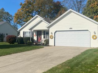 2660 Arrowwood Ln, Kalamazoo, MI 49004