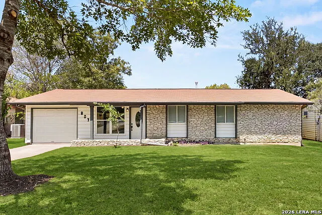 807 Boulder Dr
