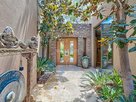 5th image of 8 Golden Sunray Ln