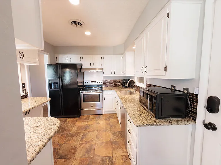 2432 NW 52nd St — Photo 7