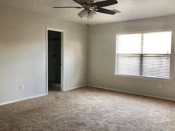 4th image of 1827 Cold River Dr