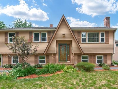 535 Arlington St, Dracut, MA, 01826