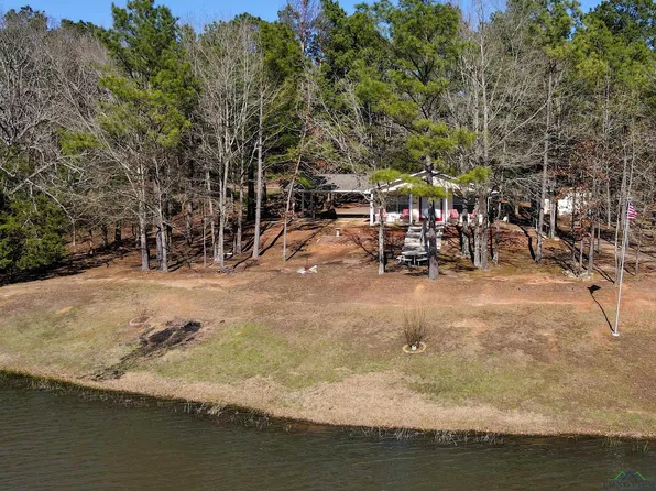 1740 County Road 3333, Omaha, TX 75571