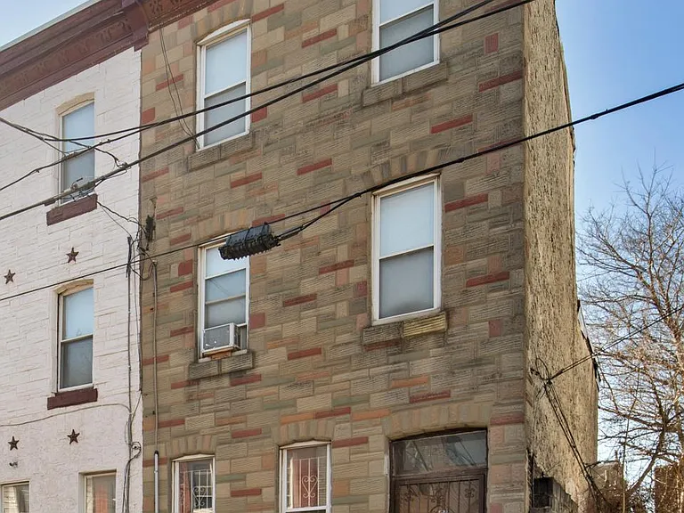 1212 N 24th St — Photo 3