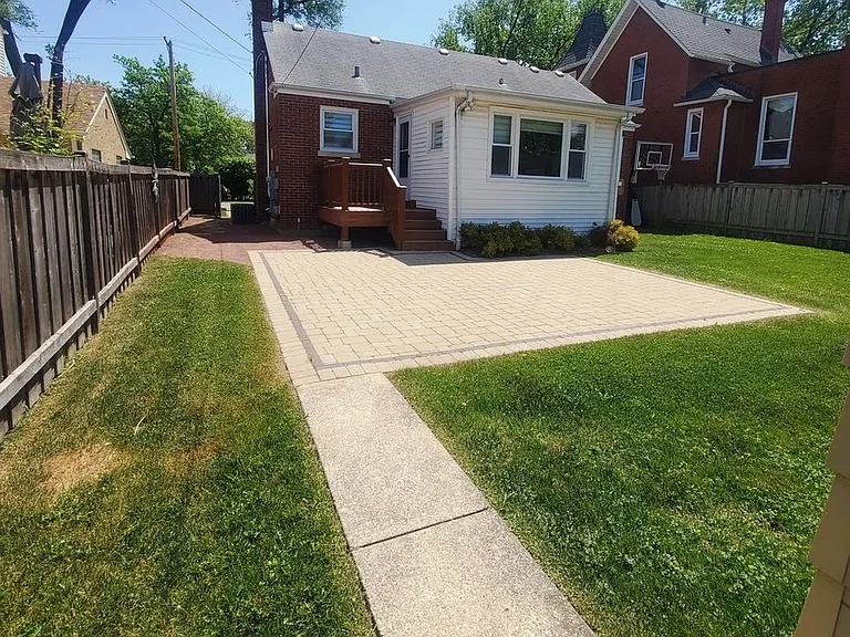 1102 Canfield Rd — Photo 24