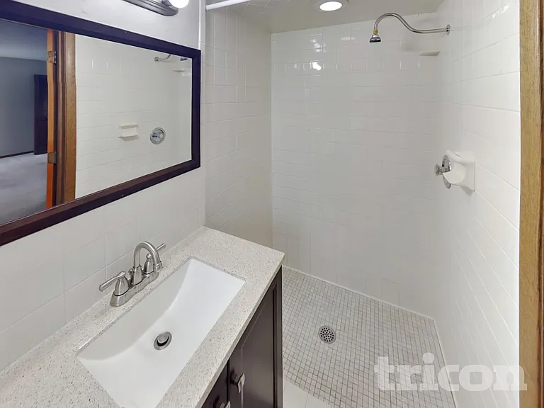 3301 Skyview Dr — Photo 10
