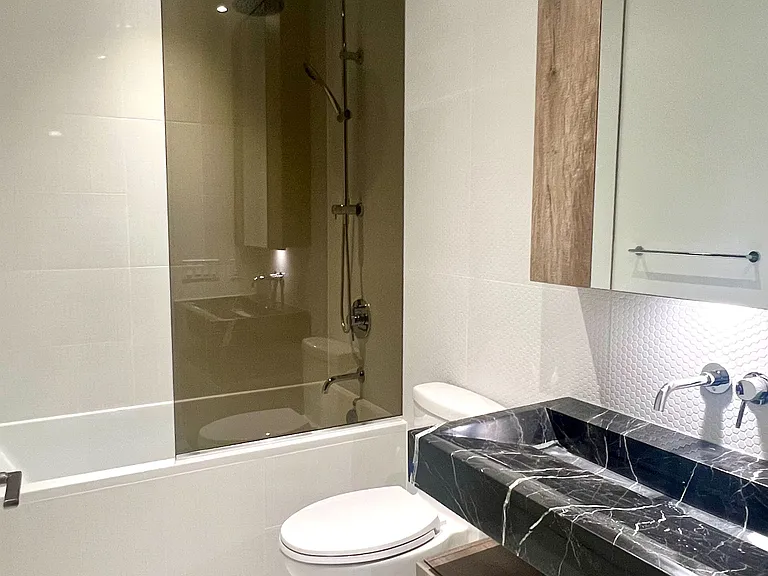 11 Yorkville Ave #3310 — Photo 10
