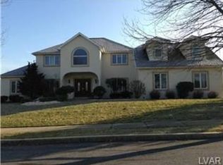 99 Central Dr, Easton, PA 18045