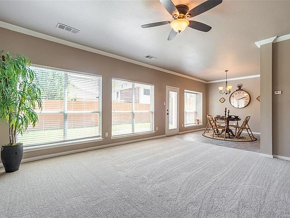 5th image of 232 Flatwood Dr