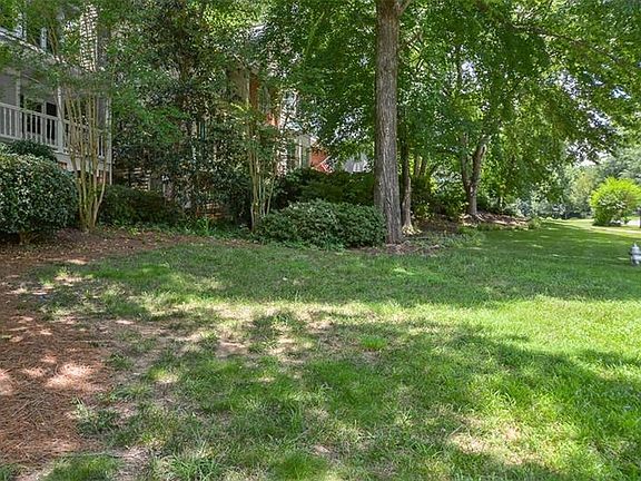 2nd image of 1704 Indian Ridge Dr