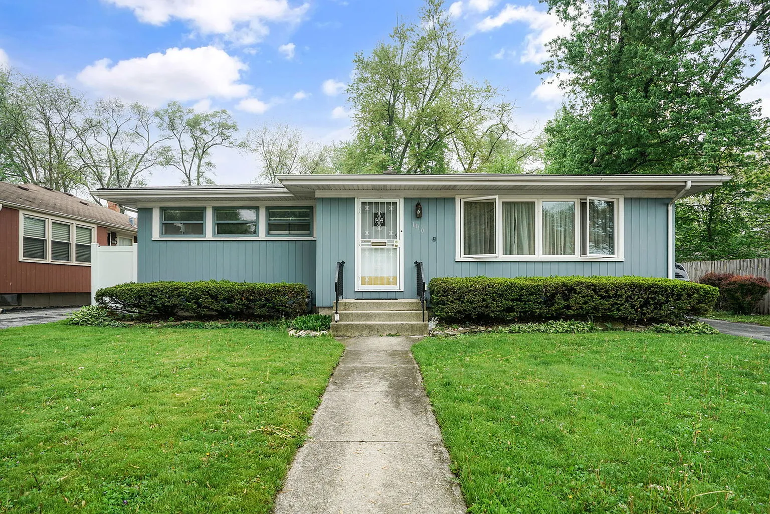 1110 Olive Rd photo 1