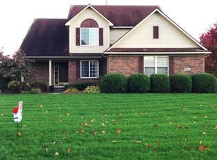 187 Persimmon Dr, Oxford, MI 48371