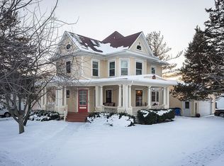 55 N George St, North Liberty, IA