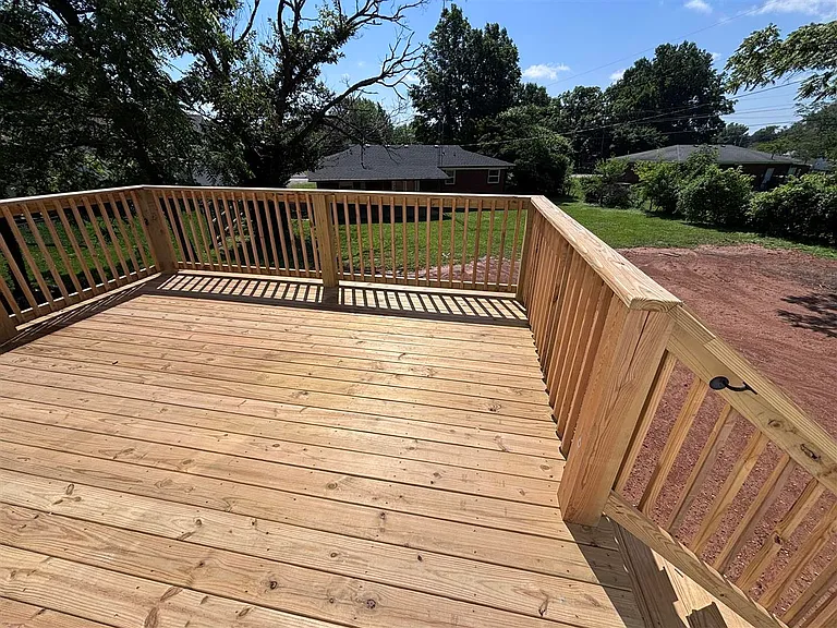 720 Alexander Way — Photo 2
