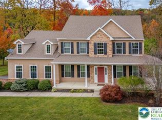 3505 Woodbyne Rd, Hellertown, PA 18055