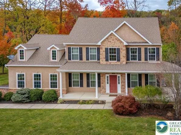 3505 Woodbyne Rd, Hellertown, PA 18055