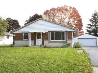 4440 S Placid Dr, Greenfield, WI 53220