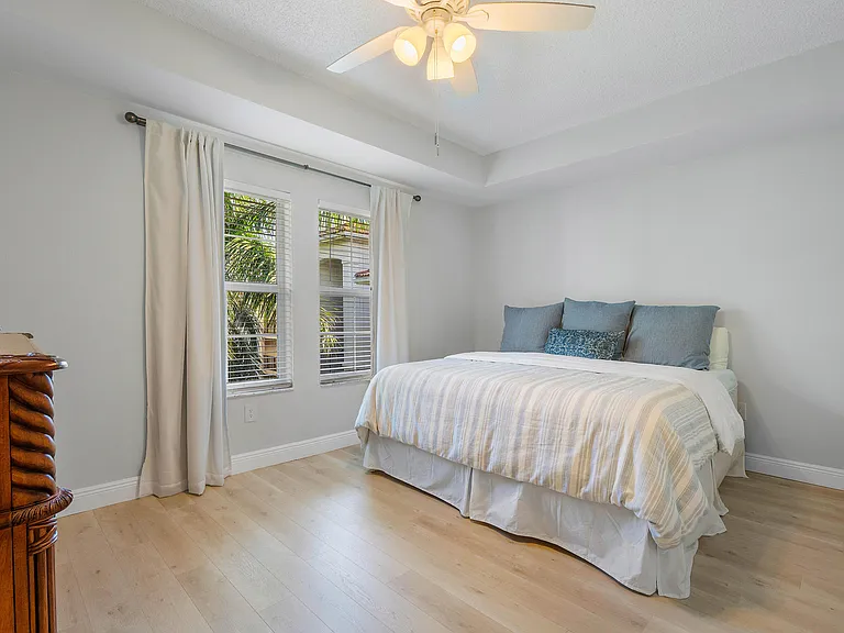 2408 Tuscany Way #2408 — Photo 17
