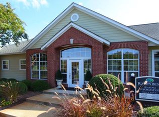 513 Liverpool Cir APT 104, Chester, VA 23836