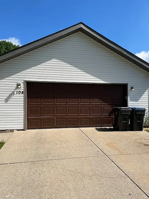 104 Creative Ct
