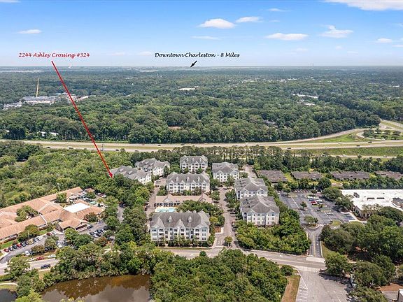 2nd image of 2244 Ashley Crossing Dr Unit 324