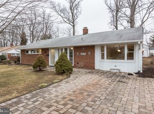 7303 Dickenson St, Springfield, VA 22150