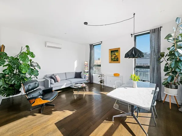 557 Lafayette Ave APT 4A, Brooklyn, NY 11205