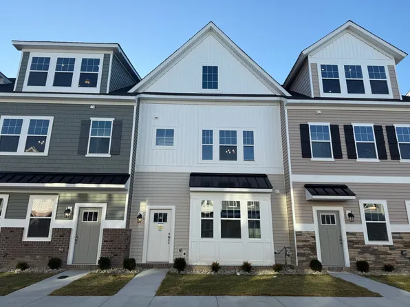 1817 Abba Pl, Chesapeake, VA 23323