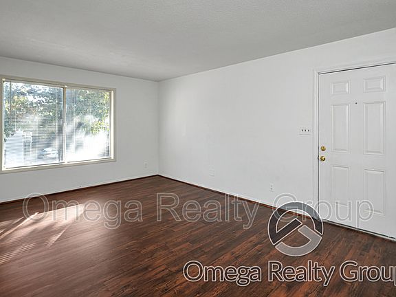 5th image of 2901 18th Ave Unit 22