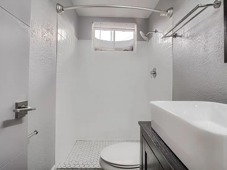 1178 Alton St — Photo 13
