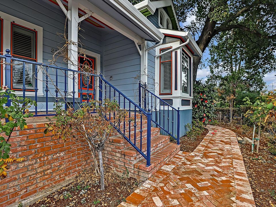 1st image of 213 Edelen Ave
