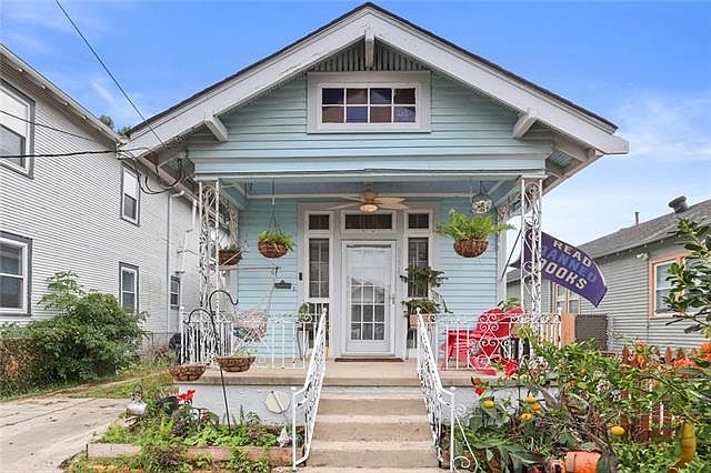 1st image of 8534 Apricot St