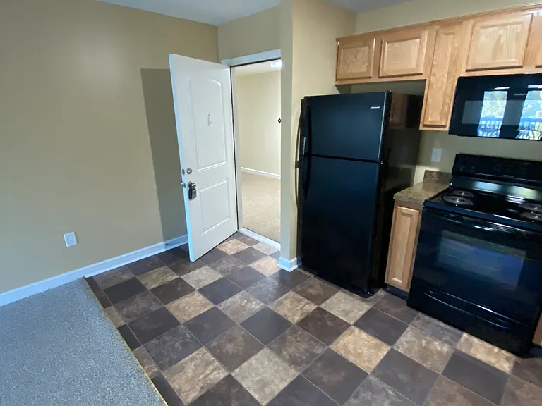 66 Buena Vista Dr #19 — Photo 4