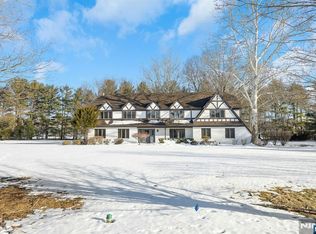 14 Washington Ln, Mahwah, NJ 07430