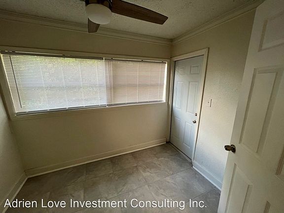 5th image of 4332 Lake Lawne Ave