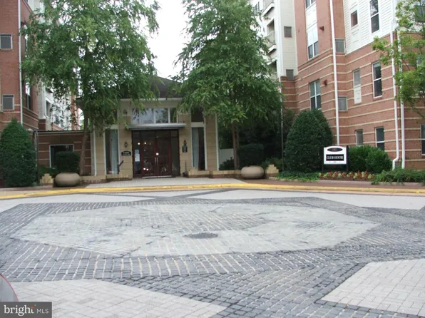 9486 Virginia Center Blvd Unit 100, Vienna, VA 22181