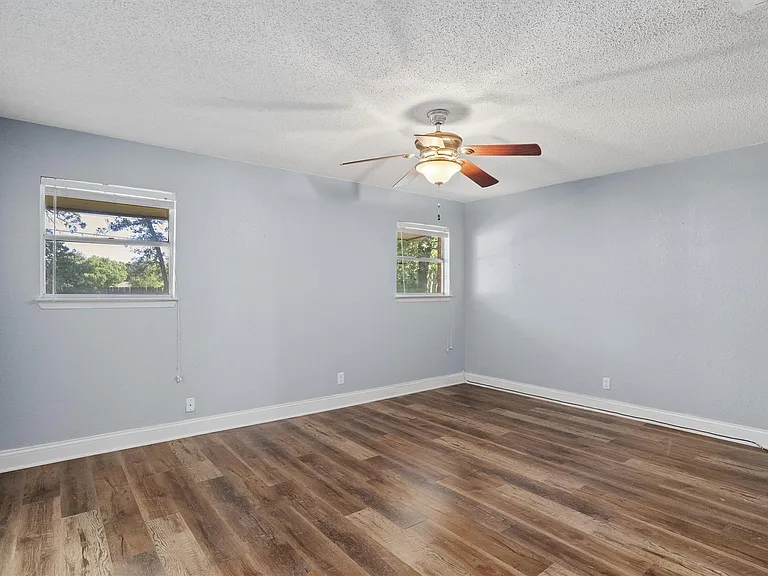 1601 Okelley Rd — Photo 25