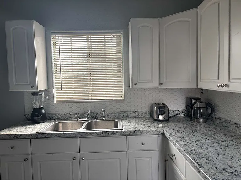 108 N Murry St — Photo 12