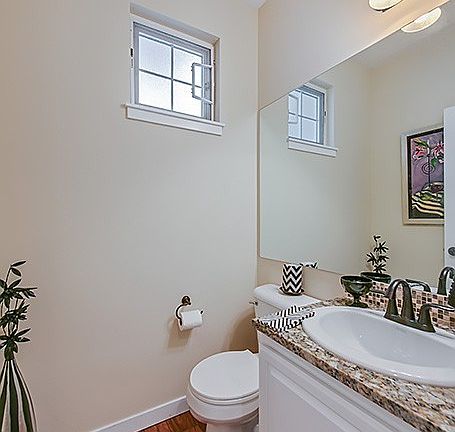 4th image of 15400 132nd Ave NE #9-A
