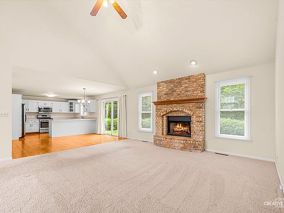4th image of 714 E Knights Rd