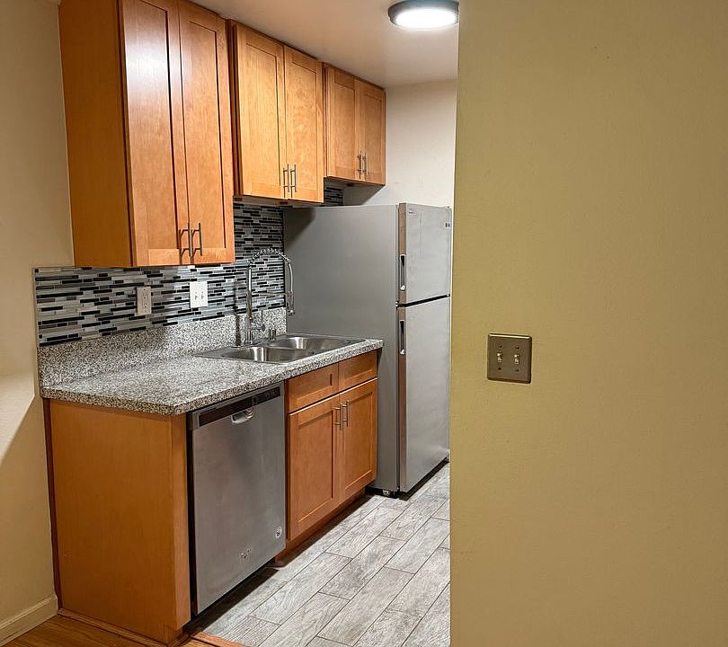 Agate Apartments 10191027 Agate St San Diego CA Zillow