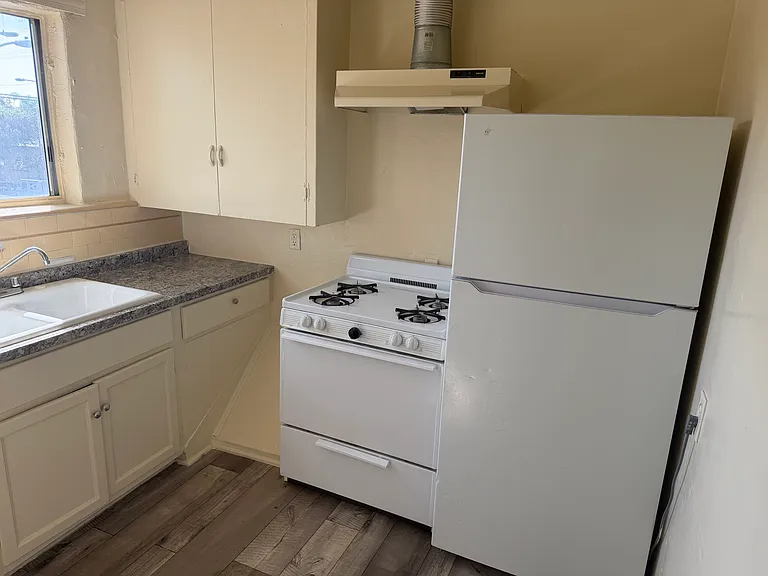 711 Worcester Ave #711 — Photo 1